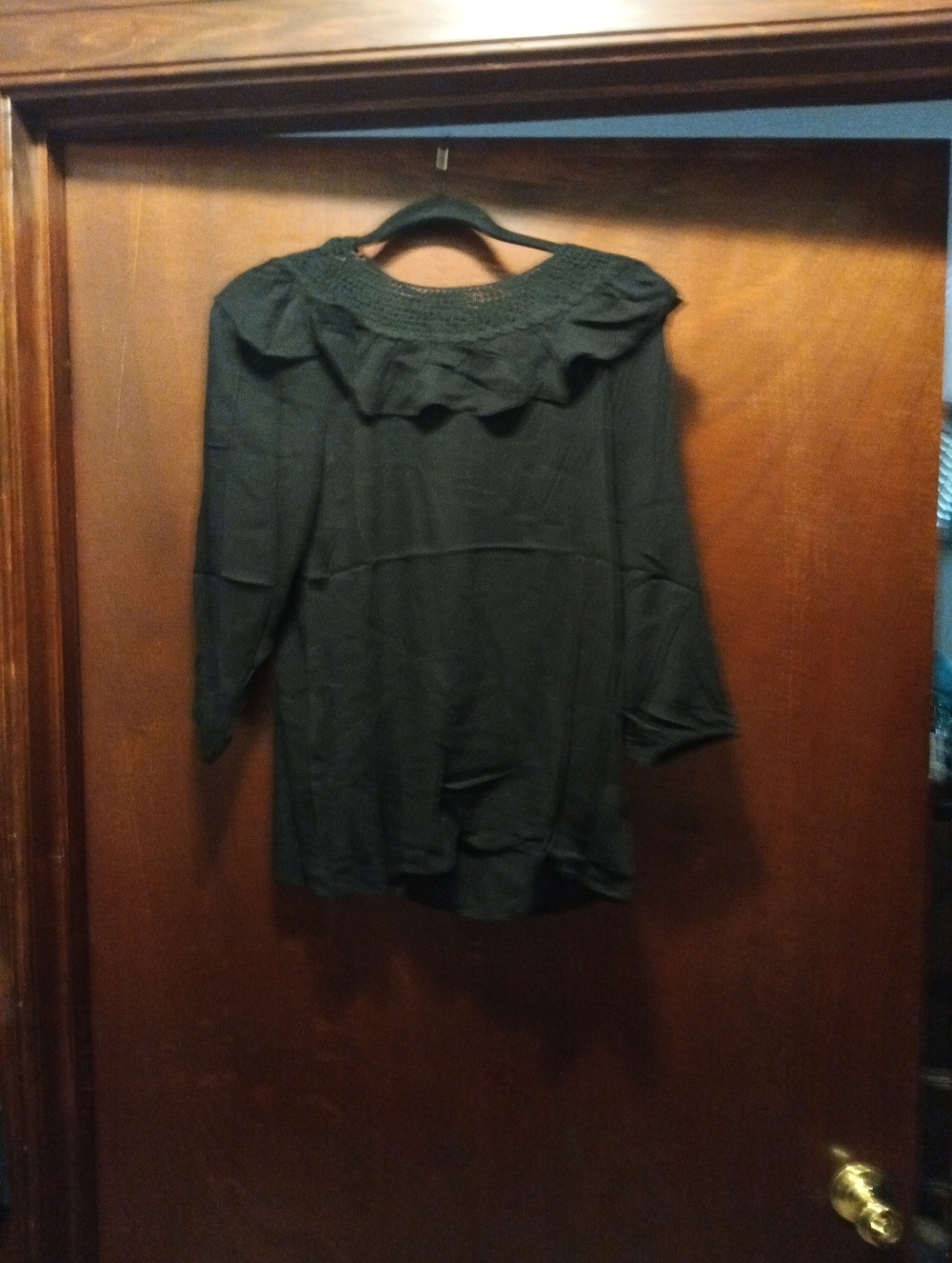 Hayden LA NWT Woven Ruffle Neckline Tunic/Top Size Small Black
